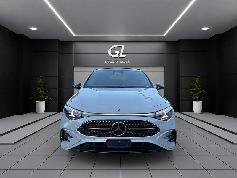 Gebraucht Mercedes CLA200 163 PS (119 kW) 2026 Grau Limousine