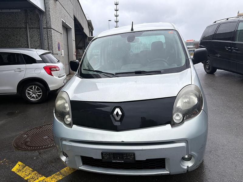 Gebraucht Renault Kangoo Happy Family 106 PS (77 kW) 2011 Van / Kleinbus