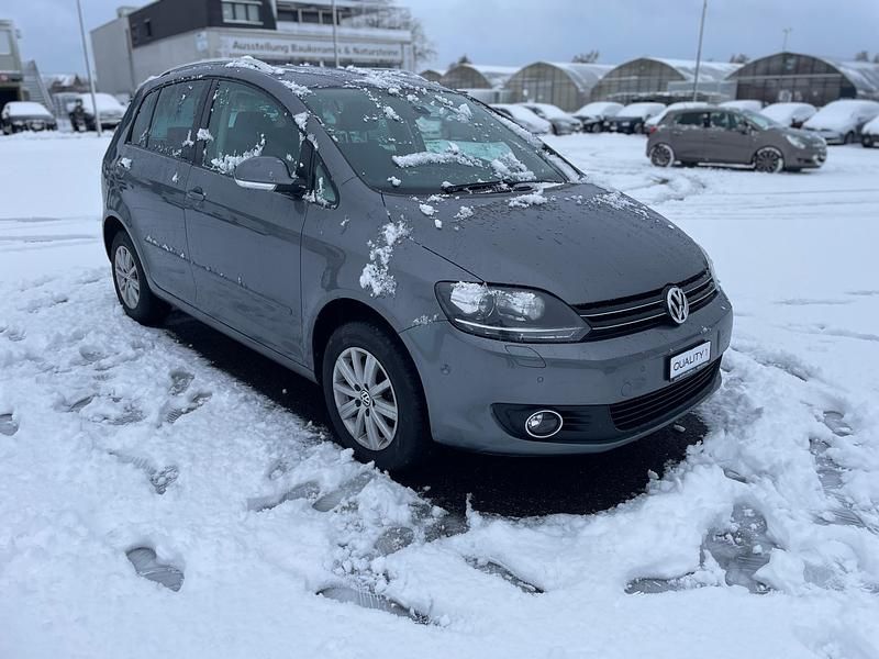 Gebraucht 2011 VW Golf Plus Cross Comfortline Van / Kleinbus | CHF 10’900 (Etwas zu teuer) - Bild 1/4