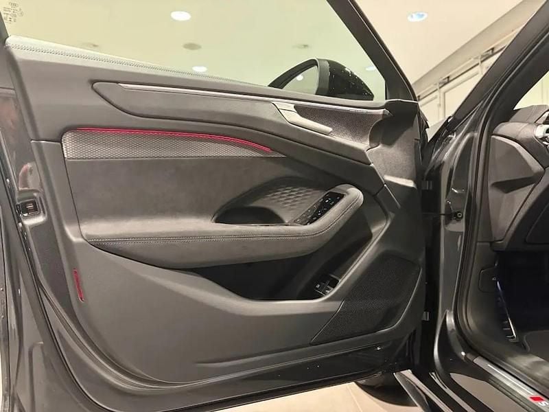 Neu Audi A6 367 PS (269 kW) 2025 Gray Kombi