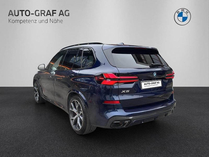Neu BMW X5 M Sport 489 PS (359 kW) 2025 Schwarz SUV