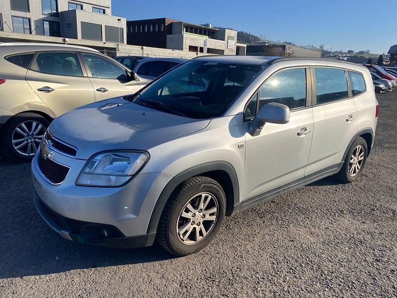 Gebraucht Chevrolet Orlando LS 141 PS (103 kW) 2012 Van / Kleinbus