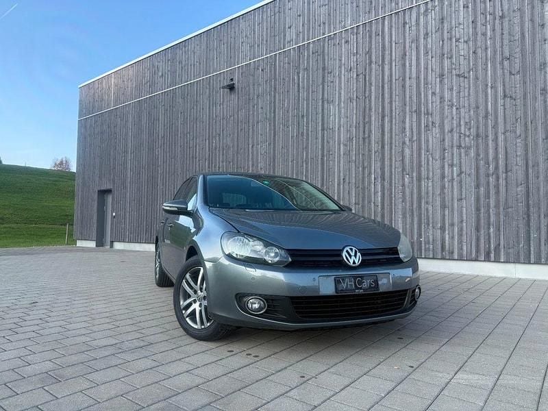 Gebraucht 2012 VW Golf VI Trendline 105 PS Limousine – 8840