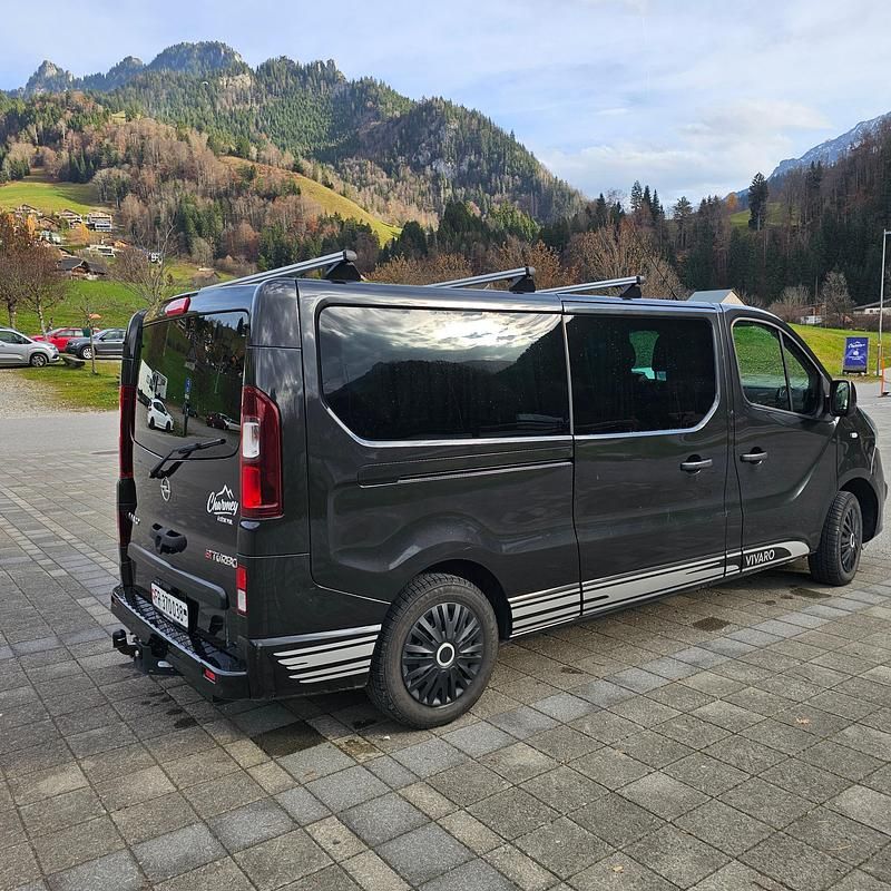 Gebraucht Opel Vivaro 145 PS (106 kW) 2017 Van / Kleinbus
