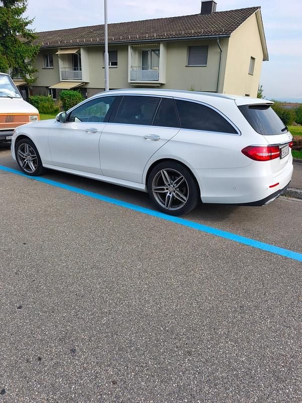 Gebraucht Mercedes E220 194 PS (142 kW) 2017