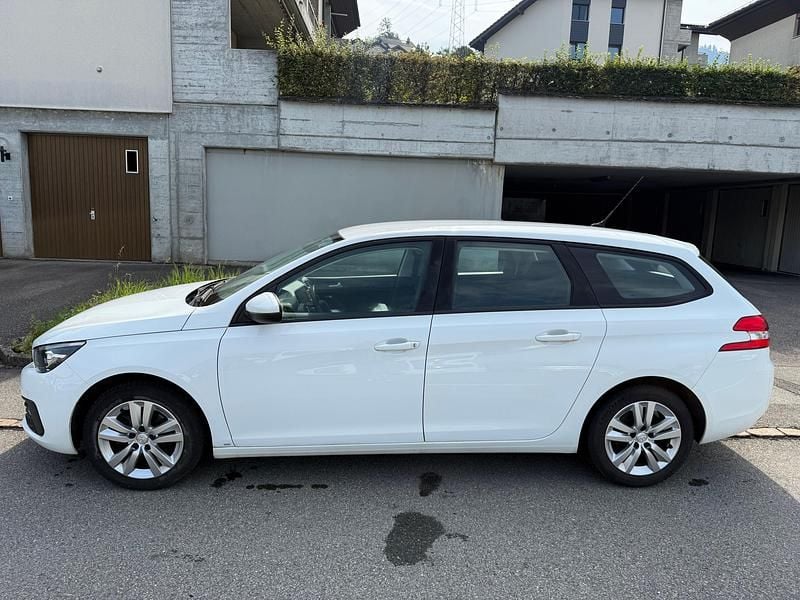 Gebraucht Peugeot 308 SW Business-Line 130 PS (95 kW) 2018 Kombi