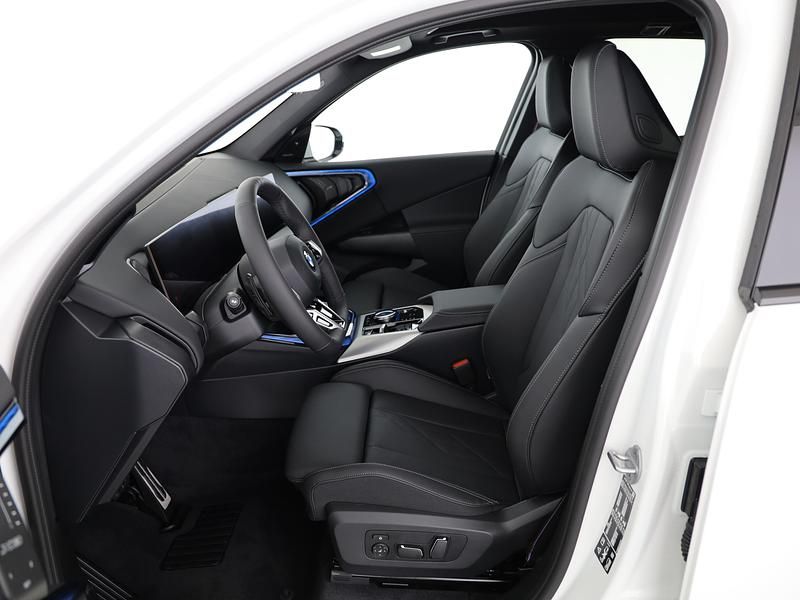 Neu BMW X3 Shadowline 303 PS (222 kW) 2025 Weiss SUV