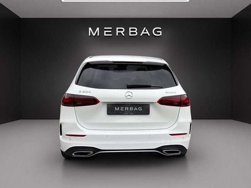 Neu Mercedes B220 190 PS (139 kW) 2025 Weiss Van / Kleinbus