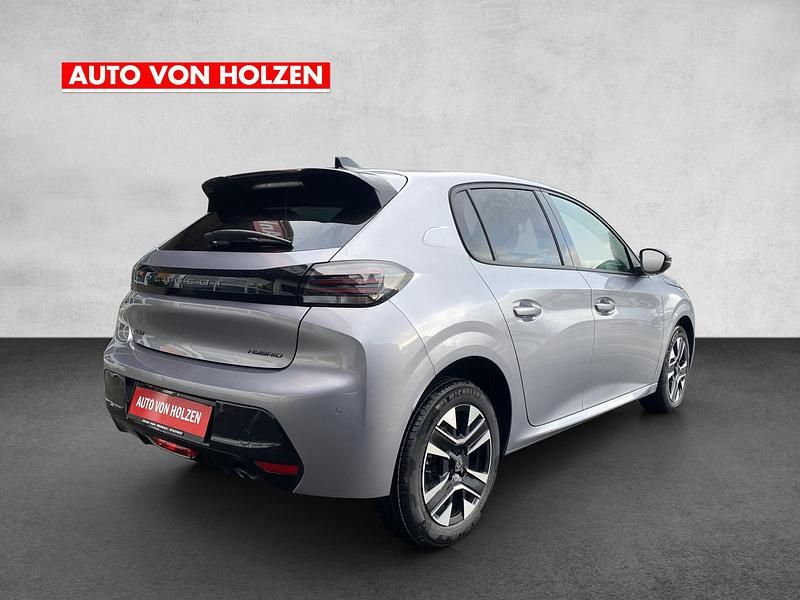 Gebraucht Peugeot 208 Allure 101 PS (74 kW) 2024 Kleinwagen