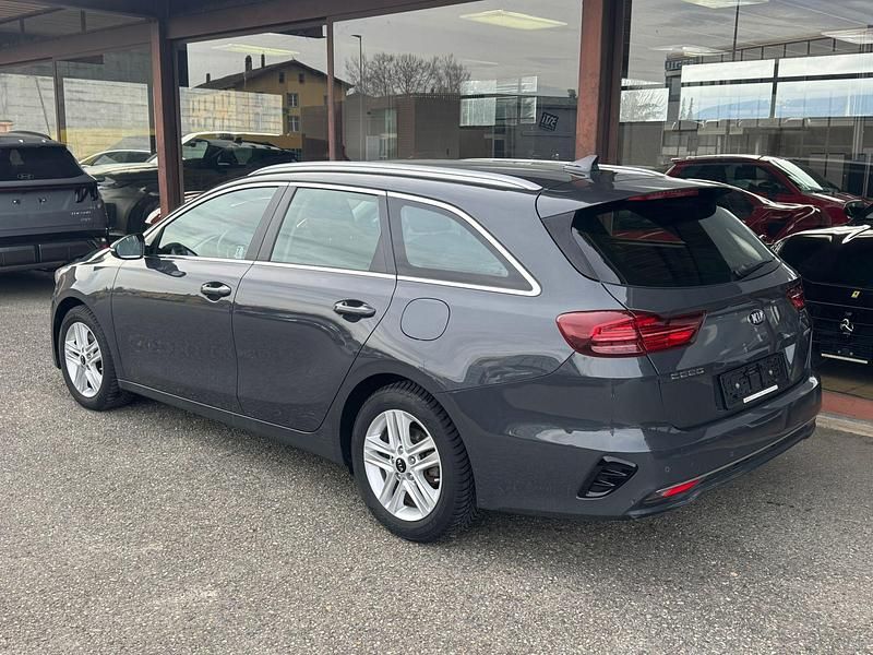 Gebraucht Kia Ceed Sportswagon 140 PS (102 kW) 2019 Kombi