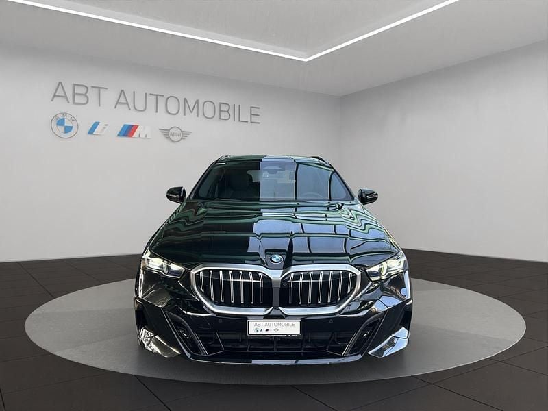 Gebraucht BMW 520 Comfort Edition 208 PS (152 kW) 2024 Schwarz Kombi