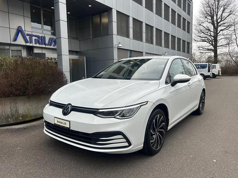 Gebraucht 2023 VW Golf VIII Life | CHF 19’900 (Superpreis) - Bild 1/4