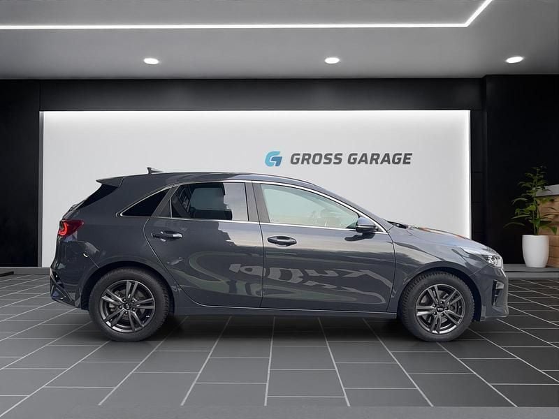 Gebraucht Kia Ceed Style 140 PS (102 kW) 2019 Kleinwagen