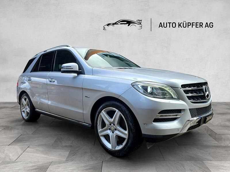 Gebraucht Mercedes ML350 Edition 306 PS (225 kW) 2012 SUV