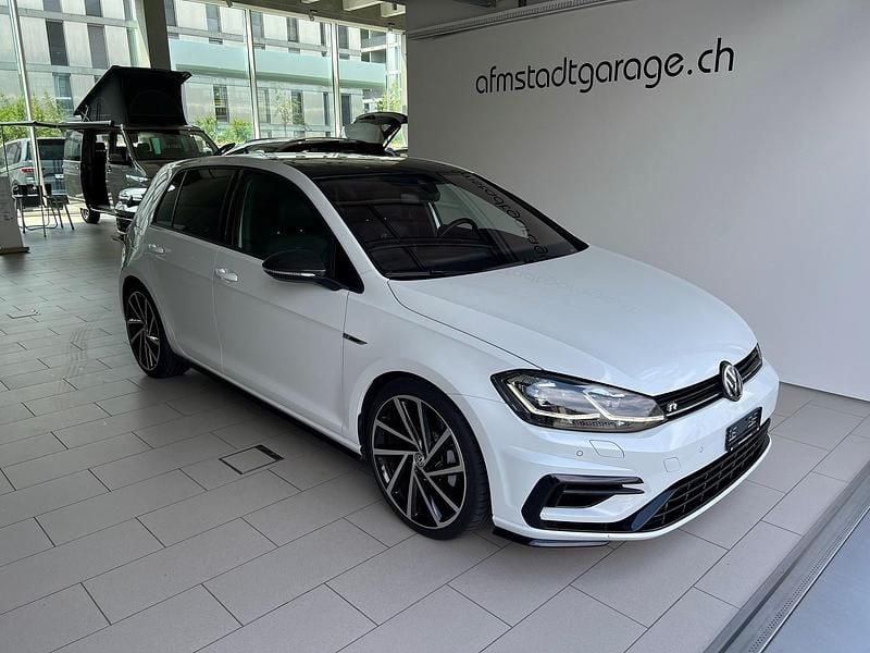 Gebraucht 2019 VW Golf VII R Limousine | CHF 31’800 (Teuer) - Bild 1/4