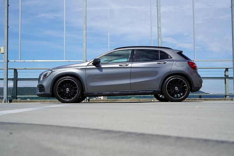Gebraucht Mercedes GLA250 AMG line 211 PS (155 kW) 2019 SUV