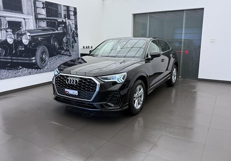 Gebraucht Audi Q3 Sportback Attraction 150 PS (110 kW) 2022 Schwarz SUV