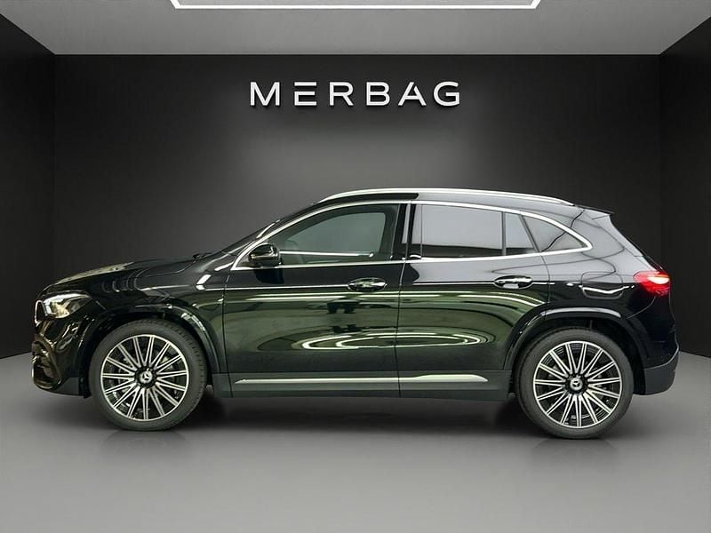 Gebraucht Mercedes GLA220 190 PS (139 kW) 2024 Schwarz SUV