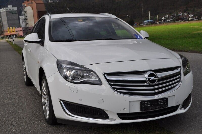 Gebraucht Opel Insignia Edition 163 PS (119 kW) 2014 Kombi