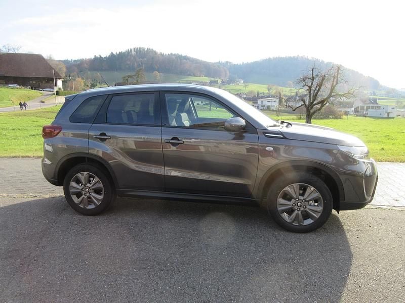 Neu 2025 Suzuki Vitara | CHF 27’700 (Superpreis) - Bild 1/4