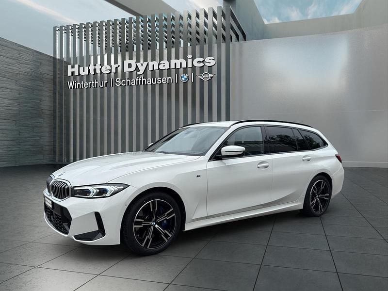 Weiss Gebraucht 2024 BMW 330 M Sport Kombi | CHF 49’900 (Fairer Preis) - Bild 1/4