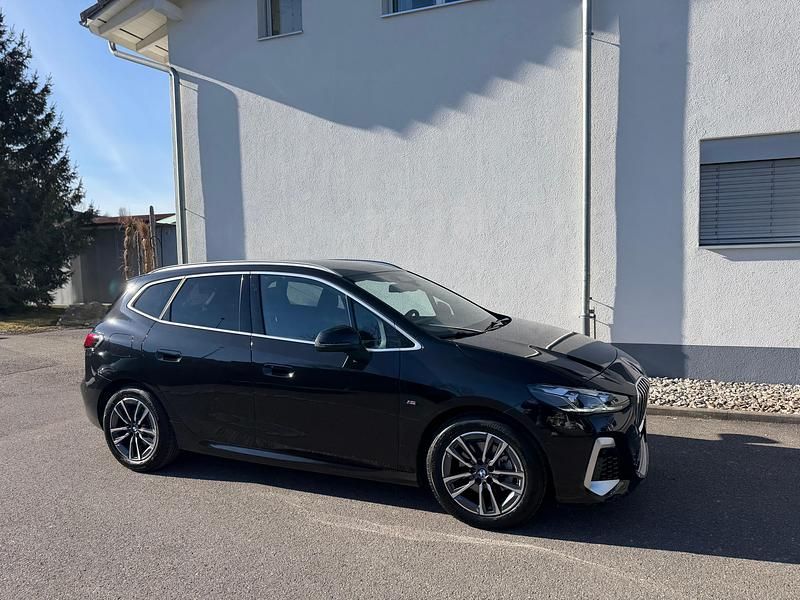 Gebraucht BMW 218 Active Tourer M Sport 150 PS (110 kW) 2024 Van / Kleinbus