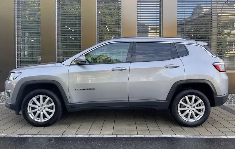 Gebraucht Jeep Compass Limited 140 PS (102 kW) 2018 SUV
