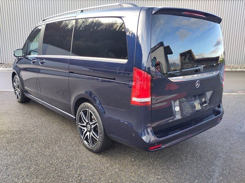 Gebraucht Mercedes V300 Avantgarde 239 PS (175 kW) 2021 Van / Kleinbus