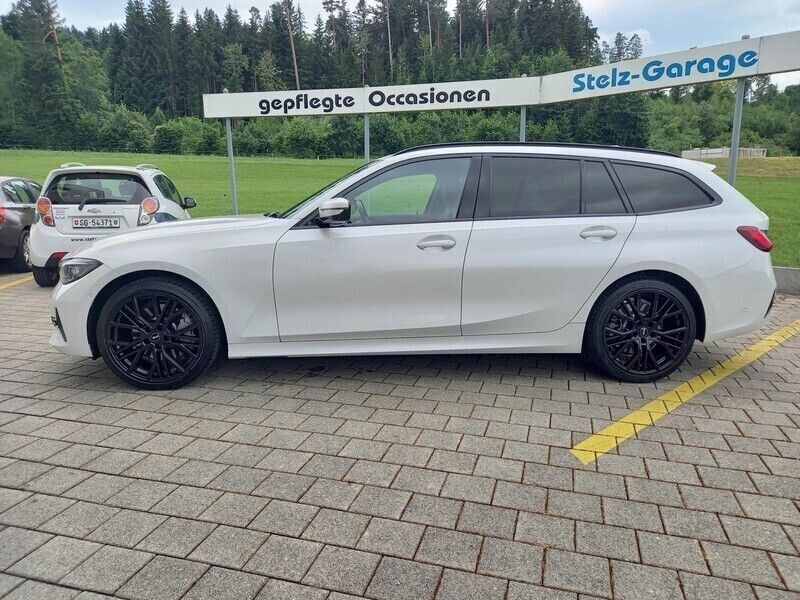 Gebraucht BMW 330 Luxury Line 285 PS (209 kW) 2021 Kombi