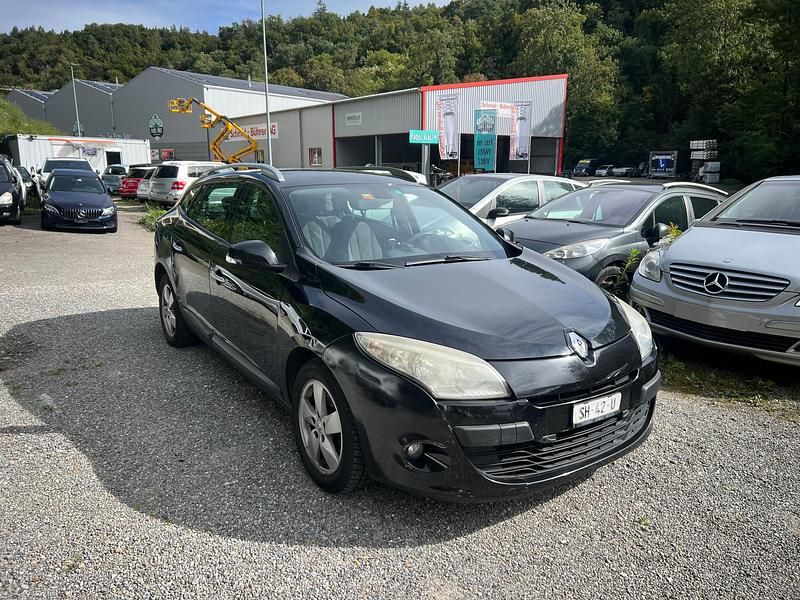 Gebraucht Renault Mégane III Dynamique 140 PS (102 kW) 2010
