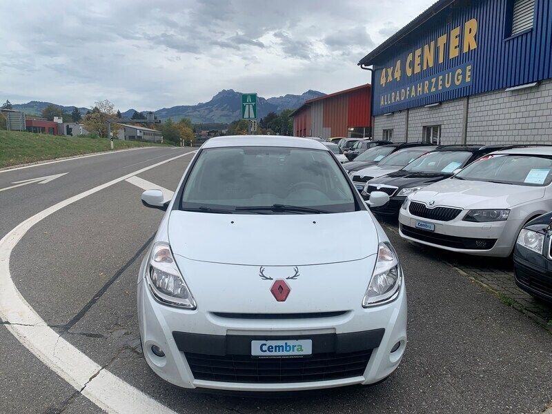 Gebraucht Renault Clio IV Night&Day 103 PS (75 kW) 2012