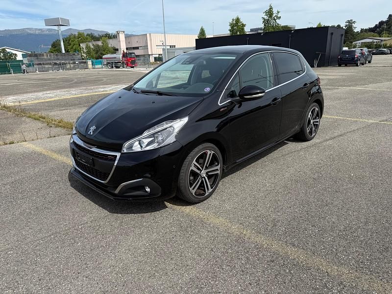 Gebraucht 2015 Peugeot 208 GT-line Kleinwagen | CHF 4’900 (Guter Preis) - Bild 1/4