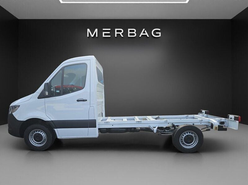 Gebraucht Mercedes Sprinter 149 PS (109 kW) 2024 Weiss Van