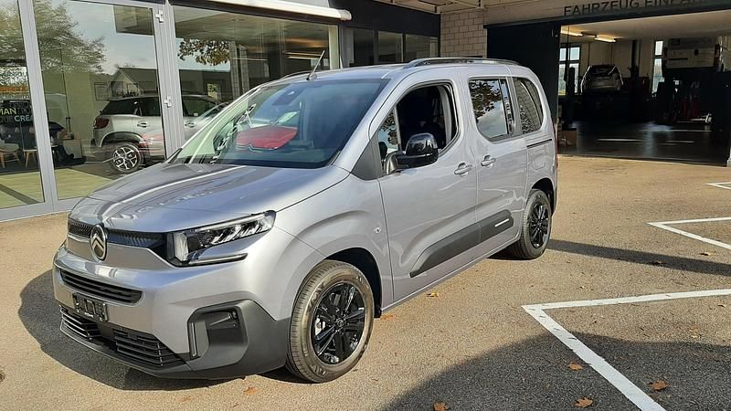 Gebraucht Citroën Berlingo 131 PS (96 kW) 2024 Grau Van / Kleinbus