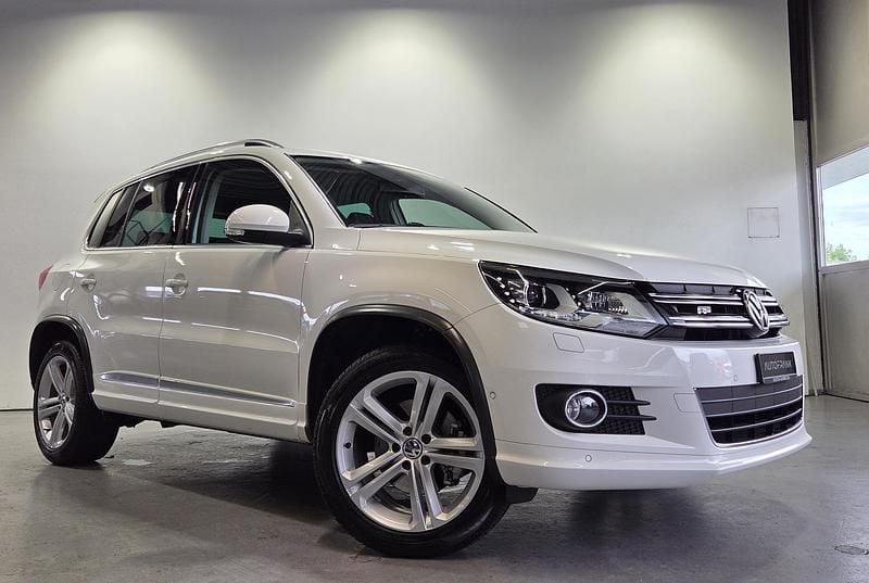 Weiss Gebraucht 2012 VW Tiguan Sportline SUV | CHF 14’500 (Etwas zu teuer) - Bild 1/4