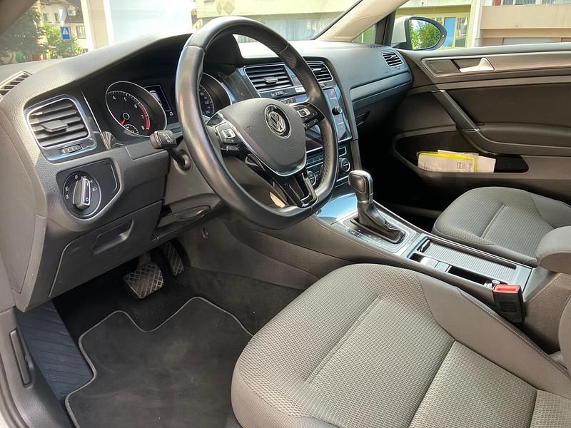 Gebraucht VW Golf VII Comfortline 150 PS (110 kW) 2019 Kombi