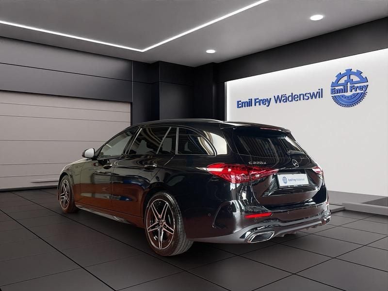 Neu Mercedes C220 AMG line 197 PS (144 kW) 2025 Silber Kombi