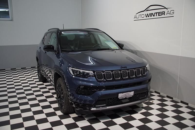 Gebraucht Jeep Compass Summit 130 PS (95 kW) 2022 SUV