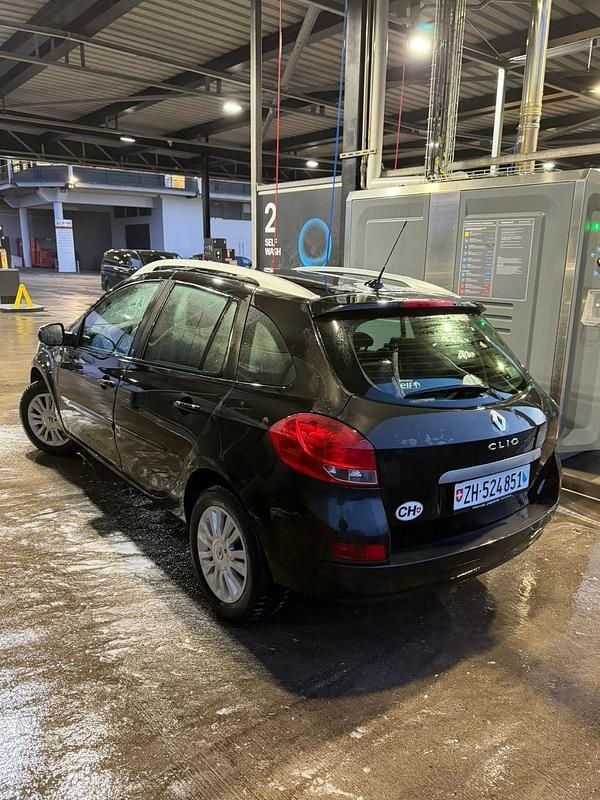 Gebraucht Renault Clio II 101 PS (74 kW) 2010