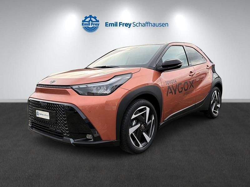 Neu Toyota Aygo X Style 116 PS (85 kW) 2025 Braun SUV