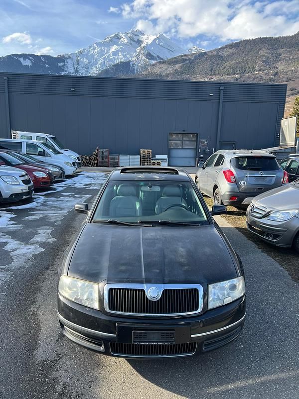 Gebraucht Skoda Superb Comfort 193 PS (141 kW) 2006 Limousine