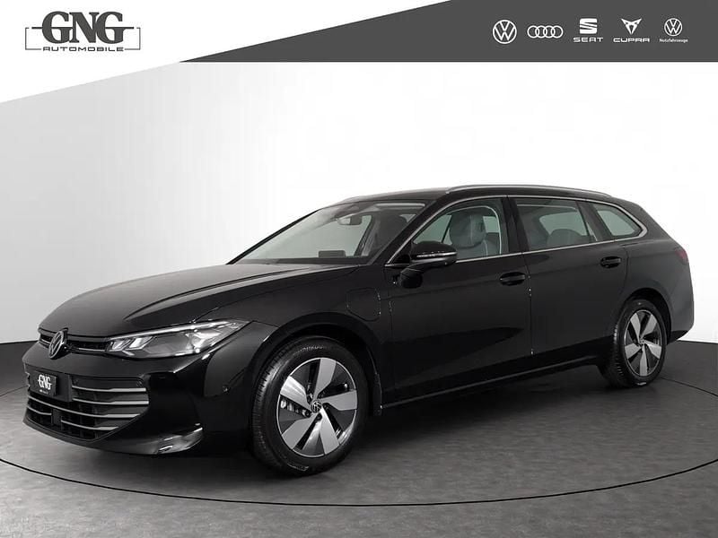 Gebraucht VW Passat Business 204 PS (150 kW) 2025 Schwarz Kombi