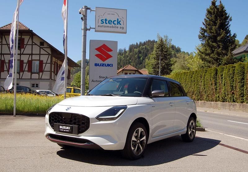 Gebraucht Suzuki Swift 82 PS (60 kW) 2024 Weiss Kleinwagen