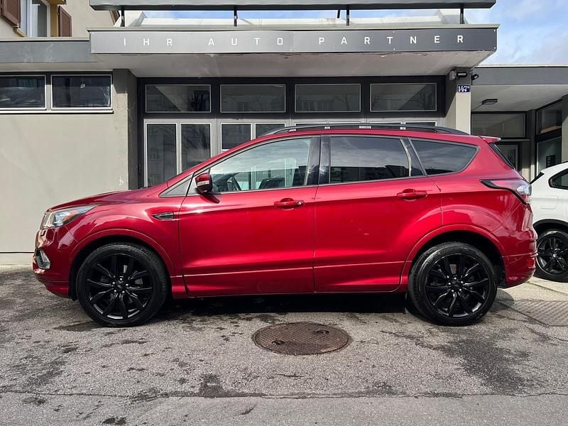 Gebraucht Ford Kuga ST-Line 180 PS (132 kW) 2017 SUV