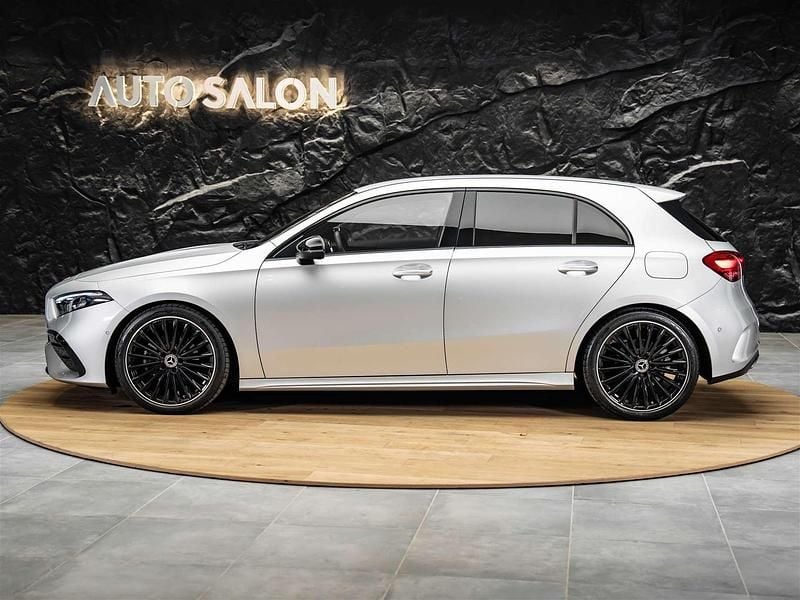 Gebraucht Mercedes A200 AMG line 163 PS (119 kW) 2024 Limousine