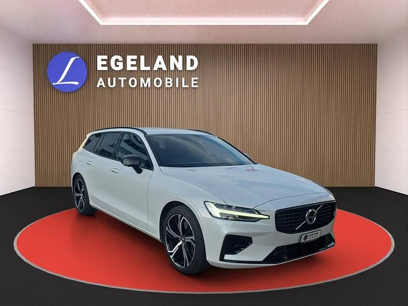Gebraucht Volvo V60 R-Design 392 PS (288 kW) 2021 Kombi