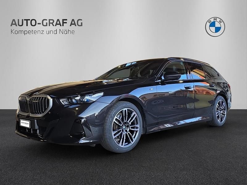 Schwarz Gebraucht 2024 BMW 520 M Sport Kombi | CHF 57’900 (Teuer) - Bild 1/4