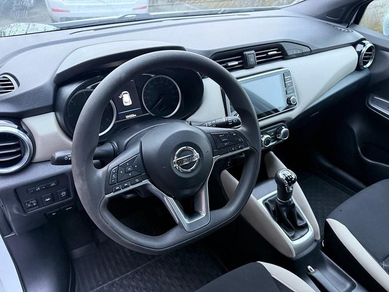 Gebraucht Nissan Micra Acenta 90 PS (66 kW) 2018 Kleinwagen