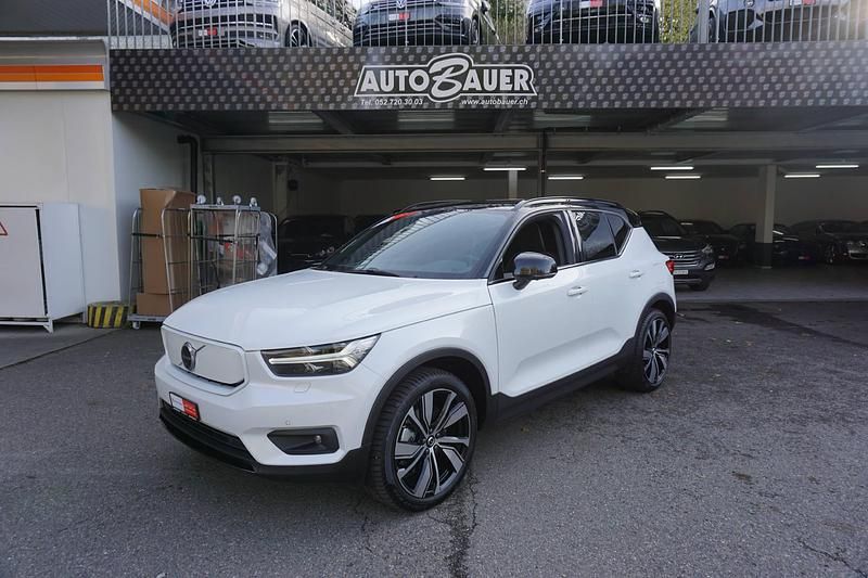 Weiss Gebraucht 2021 Volvo XC40 R-Design SUV | CHF 35’600 (Fairer Preis) - Bild 1/4