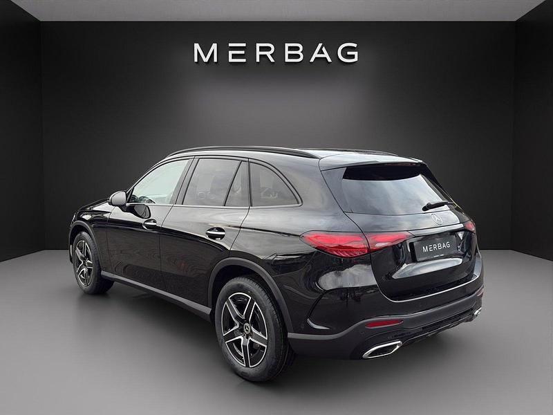 Neu Mercedes GLC200 204 PS (150 kW) 2025 Schwarz SUV